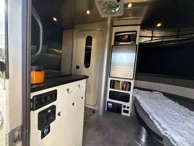 2026 Airstream 20Xe Base