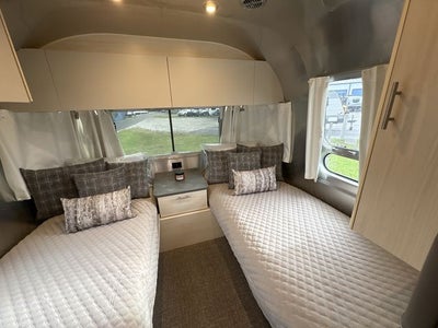 2026 Airstream 25FBT Base