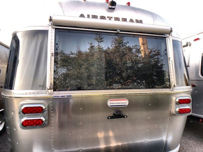 2024 Airstream 27FB Base