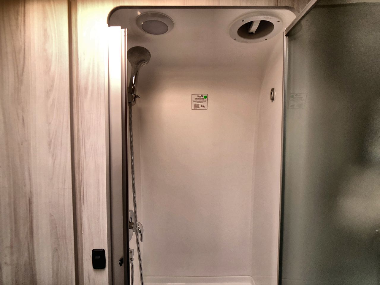 2024 Airstream 27FB Base