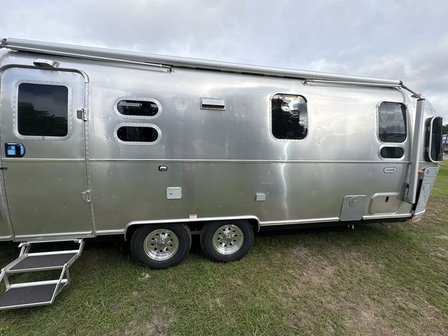 2026 Airstream 25FBQ Base