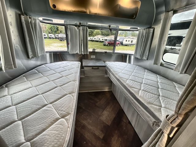 2023 Airstream 25RB Twin Base