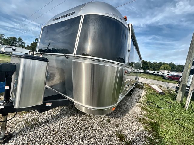 2023 Airstream 25RB Twin Base