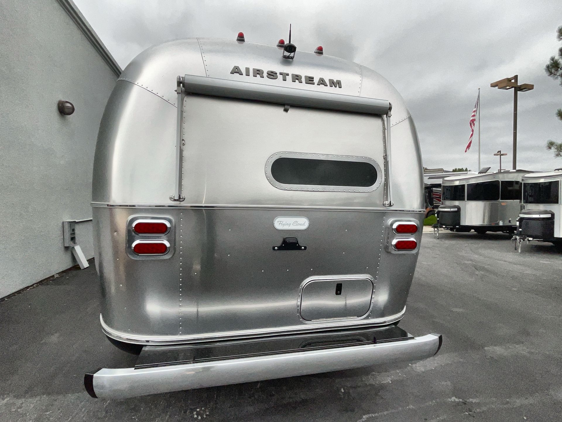 2025 Airstream 30FBBQ Base
