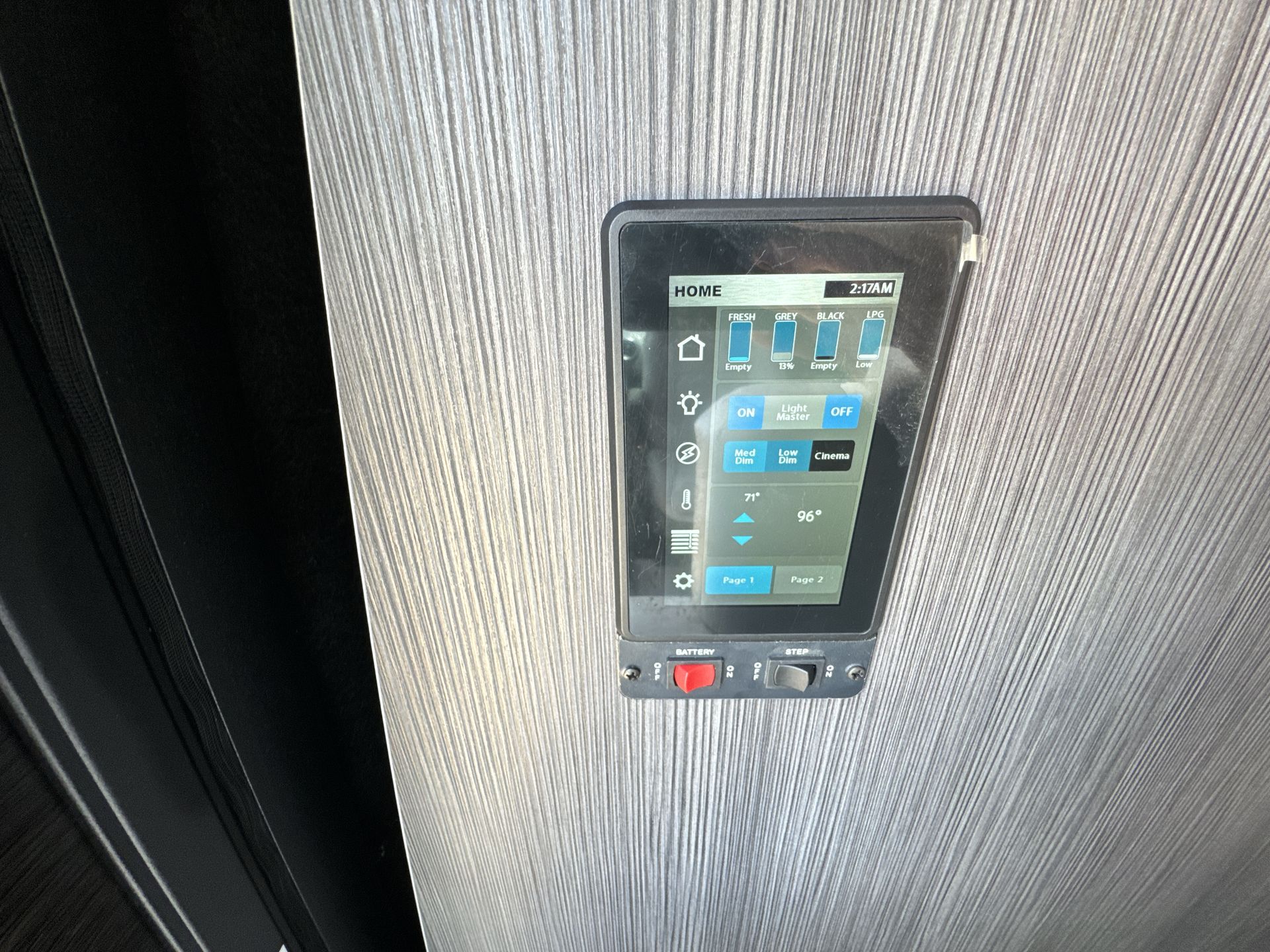 2025 Airstream 24GL Base