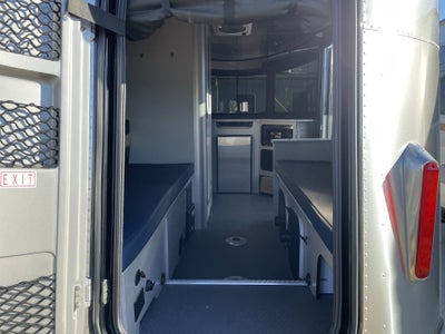2025 Airstream 16X Base