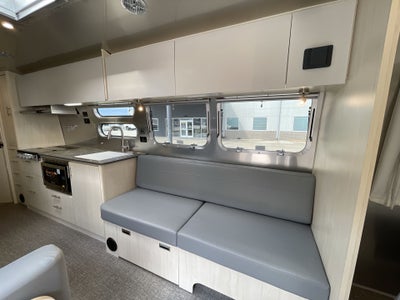 2026 Airstream 30FBBQ Base
