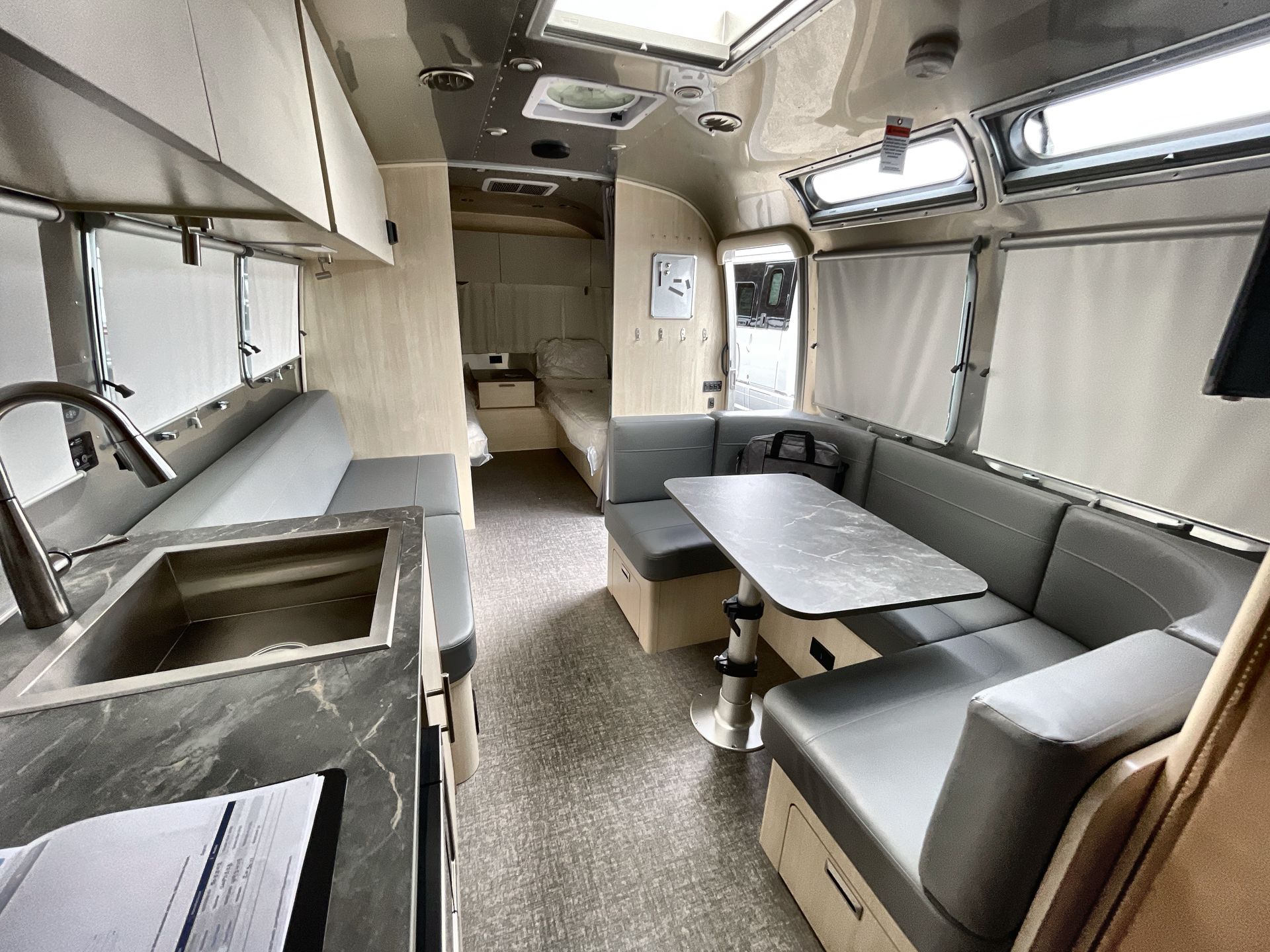 2026 Airstream 30FBBT Base