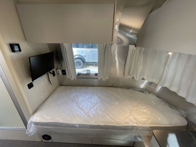 2026 Airstream 25FBT Base