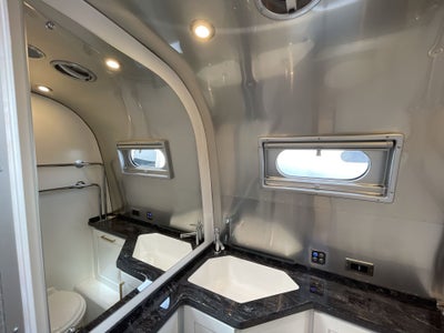 2026 Airstream 28RBT Base