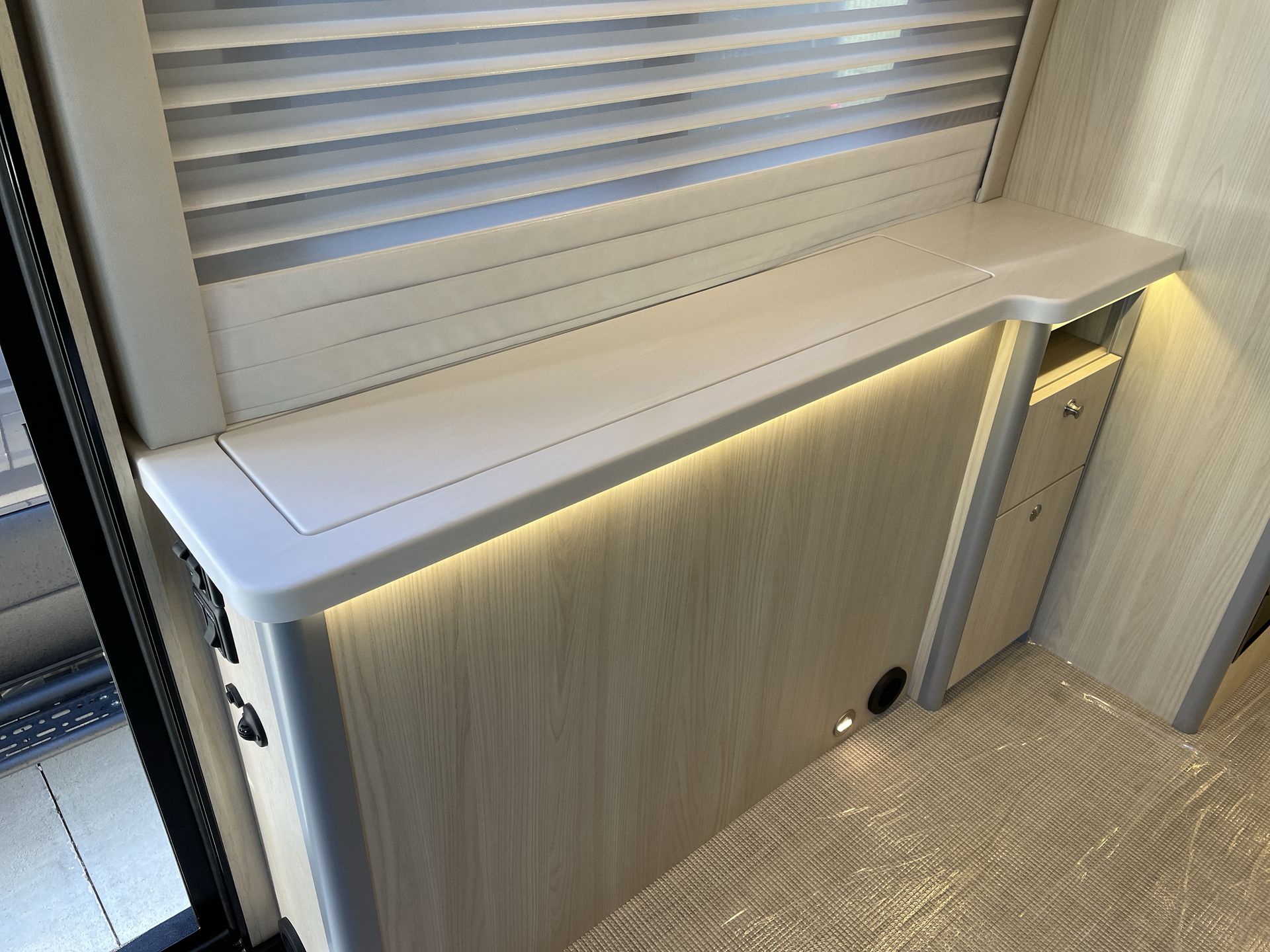 2026 Airstream Murphy Suite Base