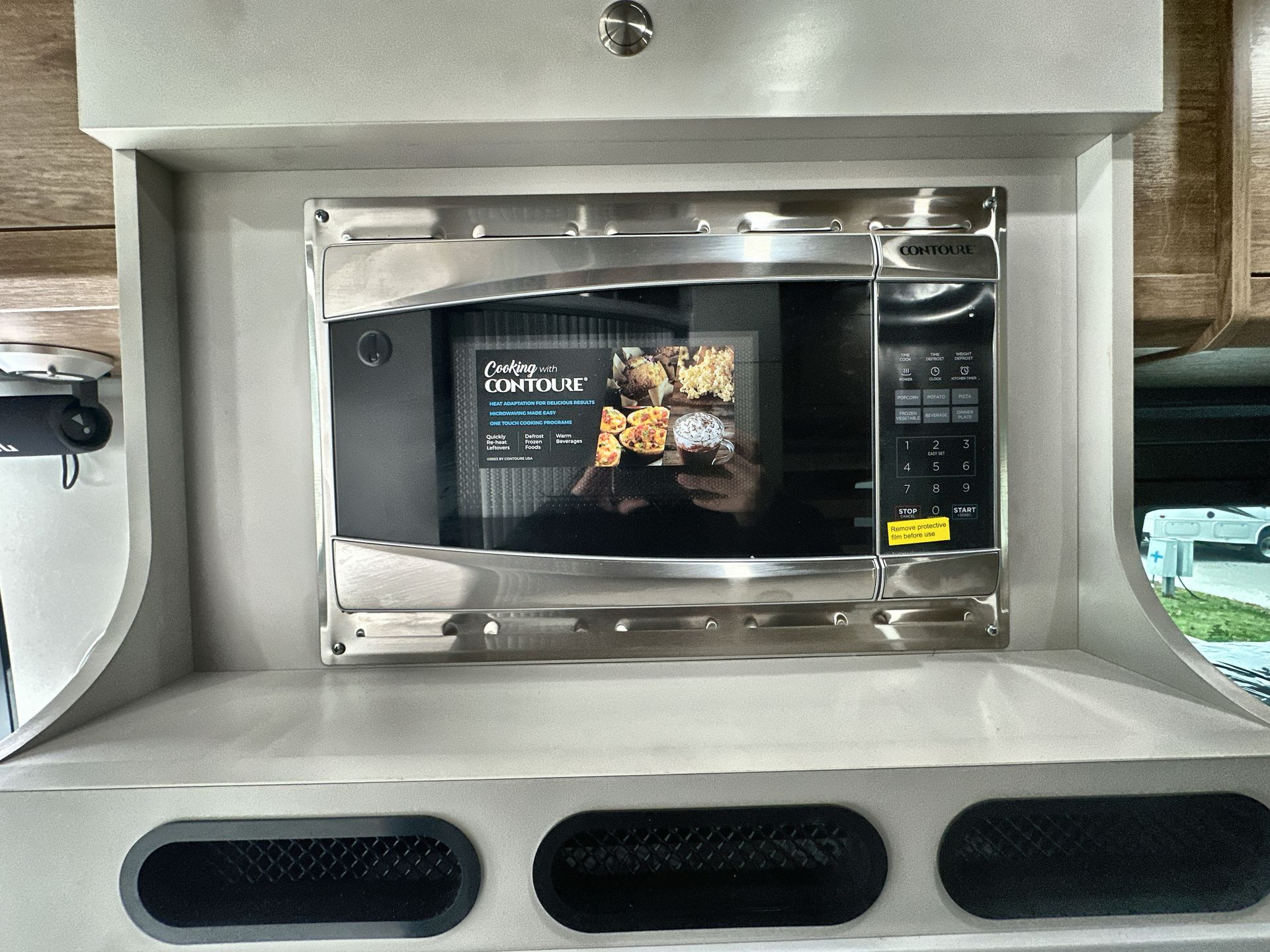 2026 Airstream Rangeline Base