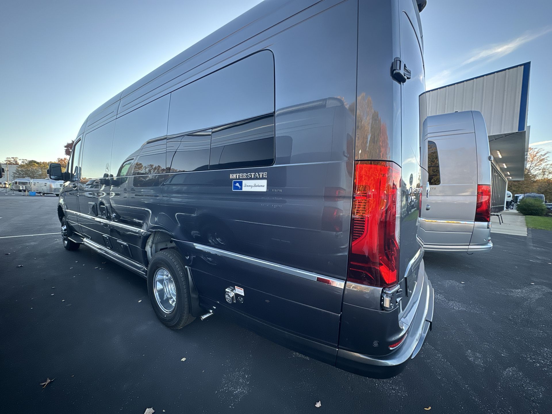 2026 Airstream 24GT Tommy Bahama Base