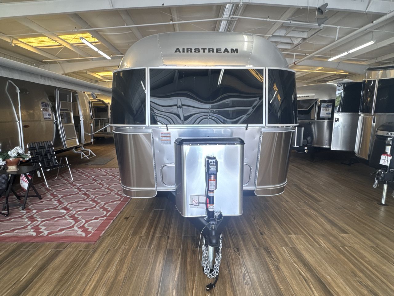 2026 Airstream 27FBQ Base