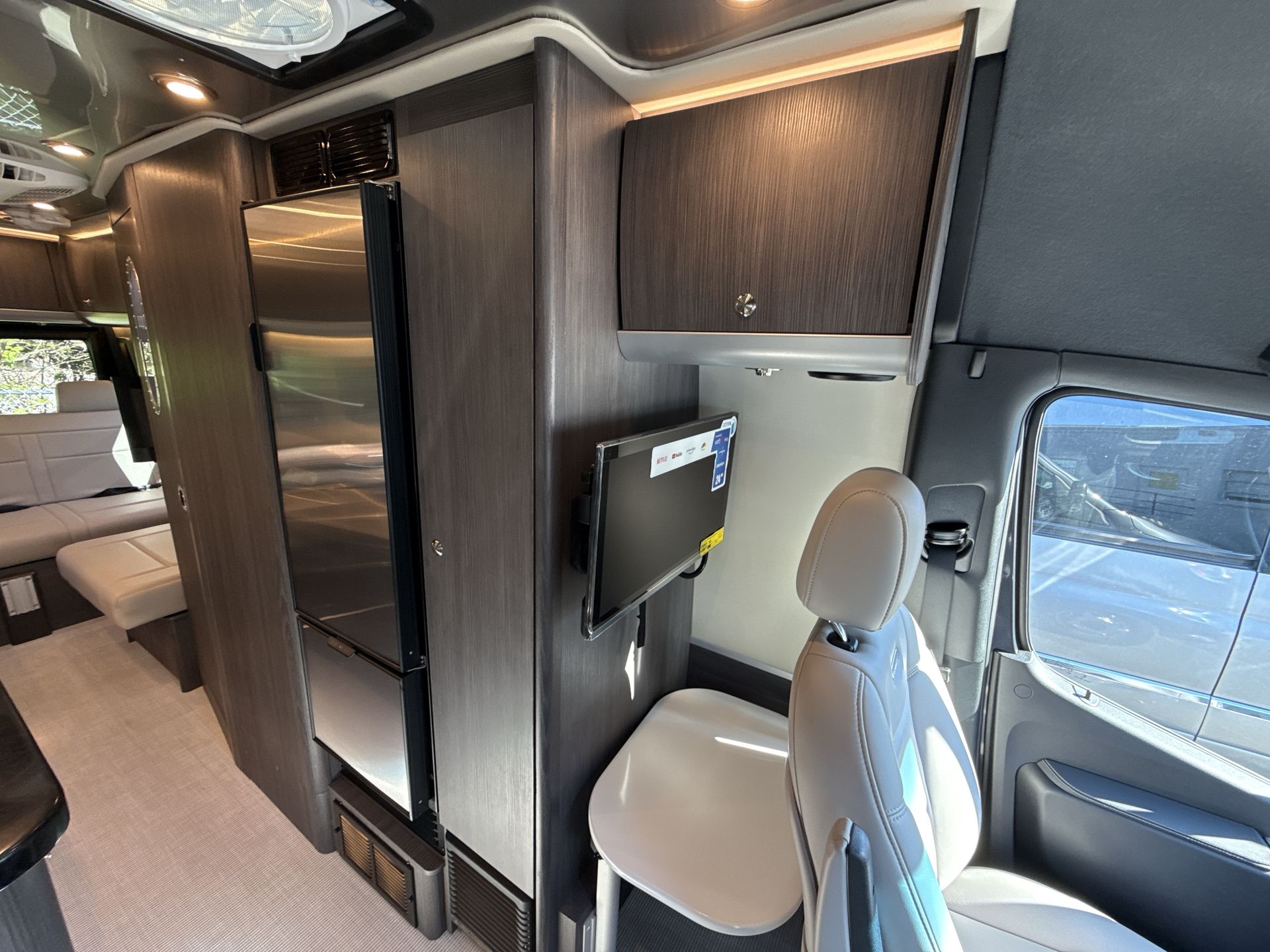 2025 Airstream 24GT Base