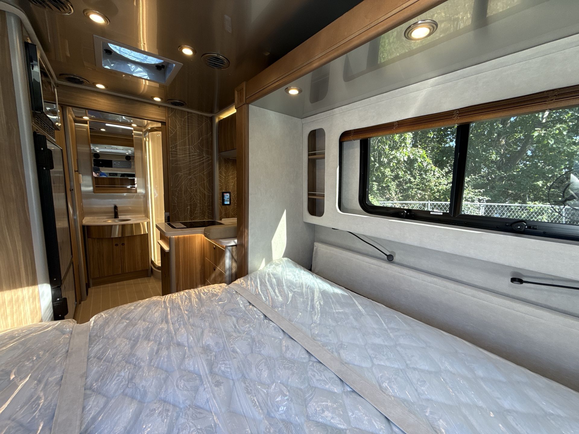 2026 Airstream Murphy Suite Base