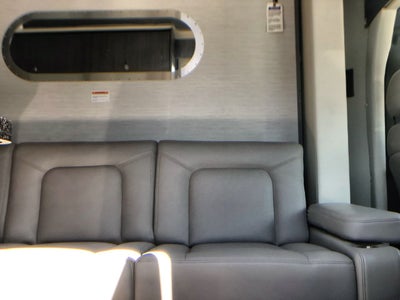 2026 Airstream Murphy Suite Base