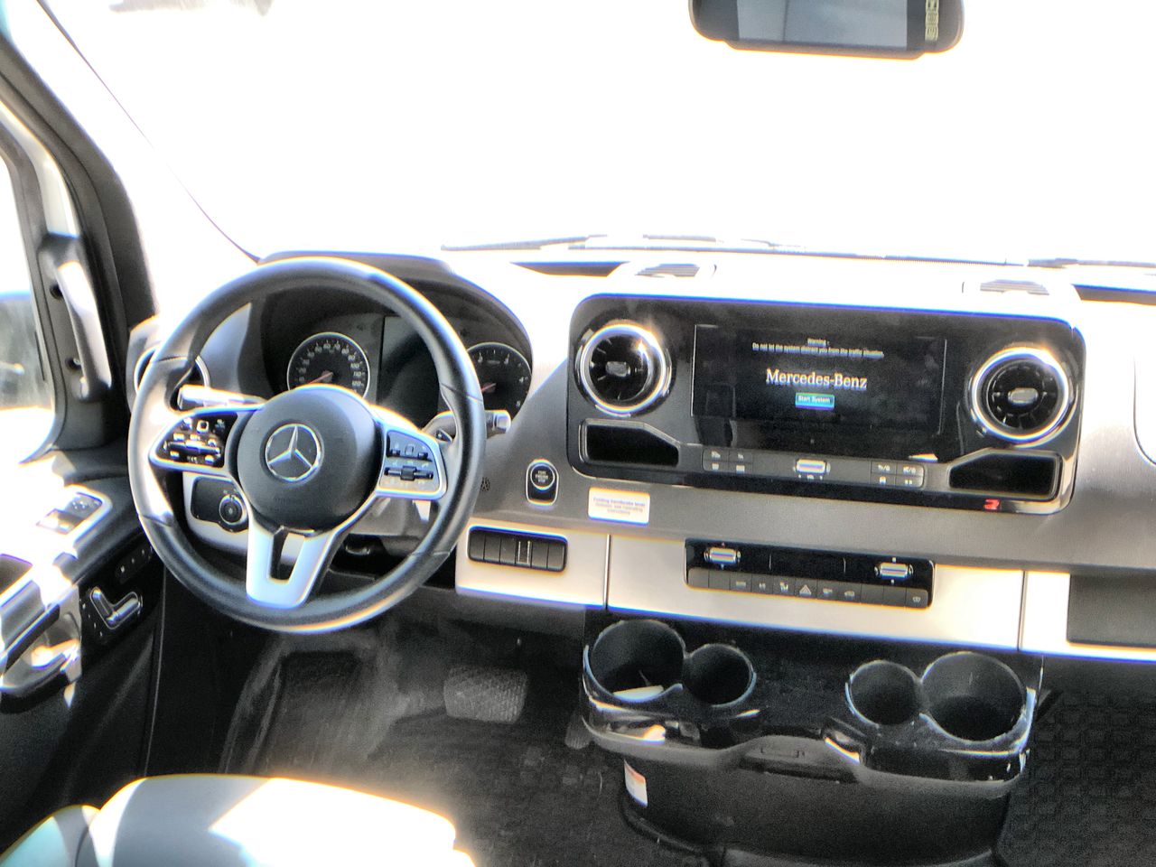 2026 Airstream Murphy Suite Base