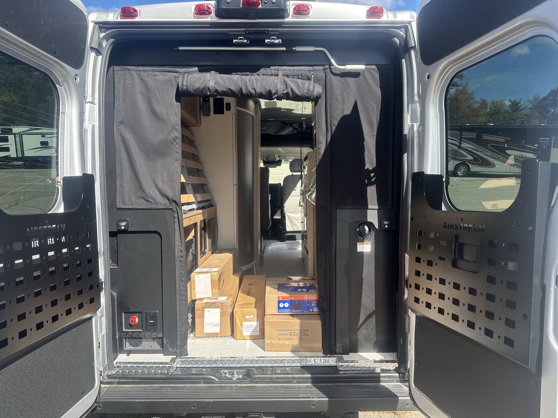 2026 Airstream Rangeline Base