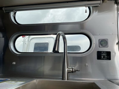 2025 Airstream 30FBBQ Base