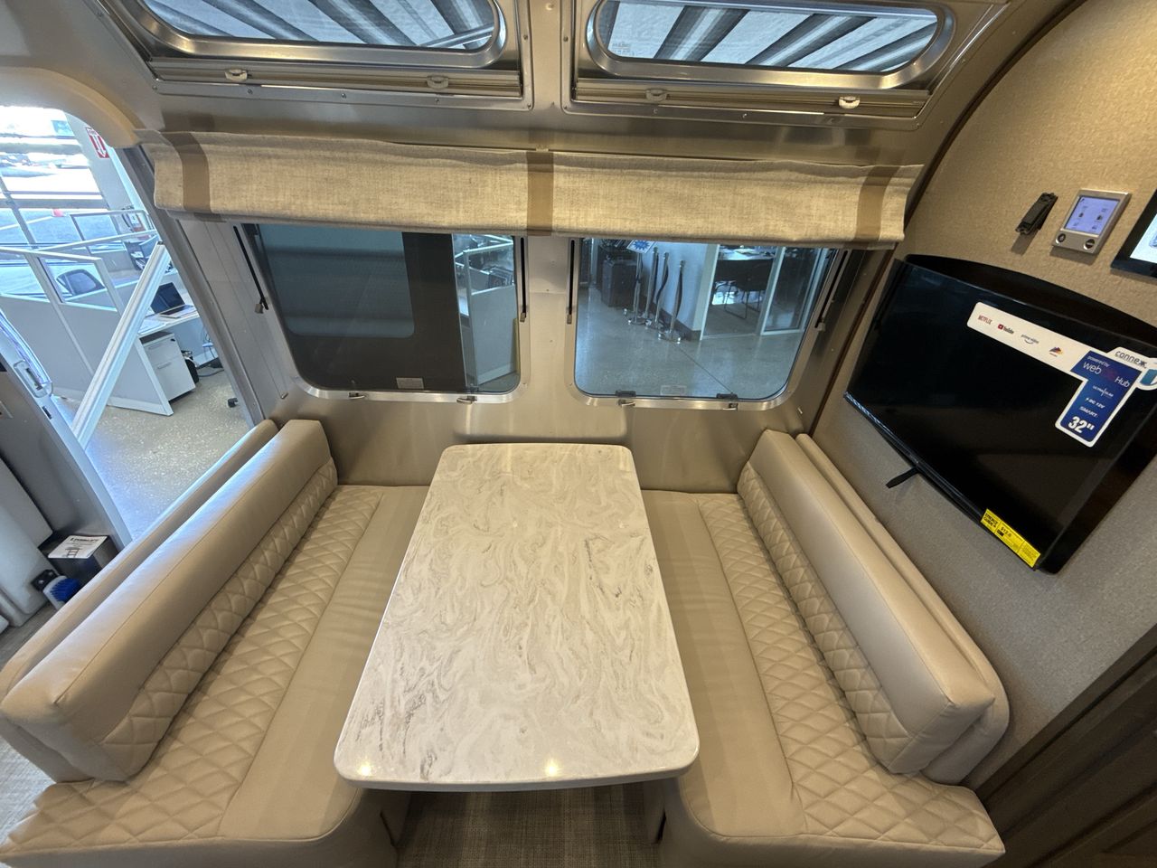 2026 Airstream 28RBQ Base