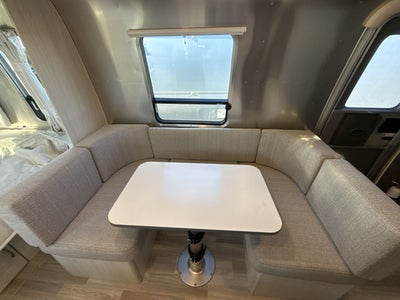 2026 Airstream 22FB Base