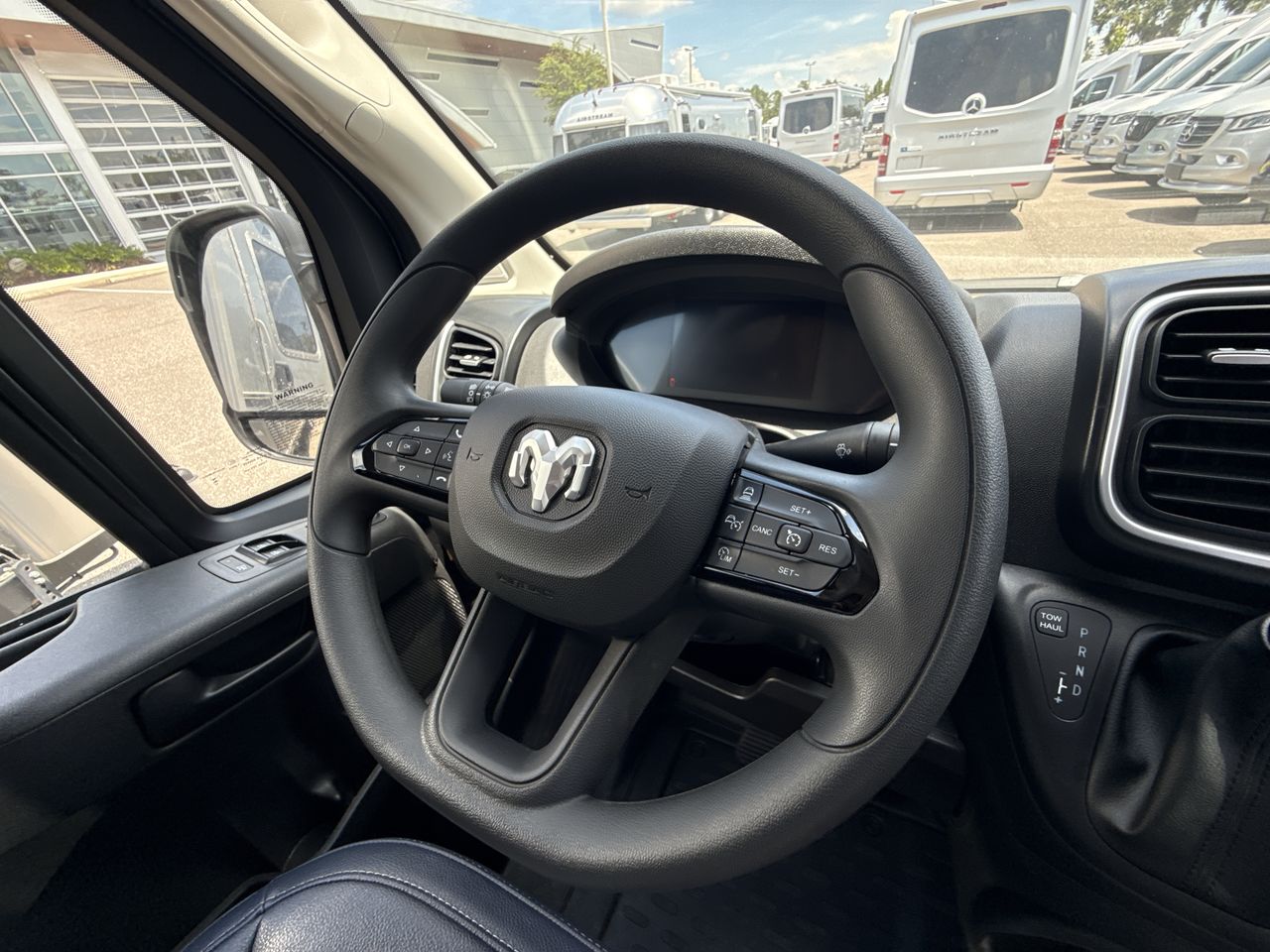 2026 Airstream Rangeline Base