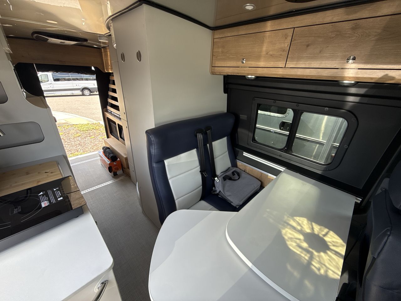 2026 Airstream Rangeline Base