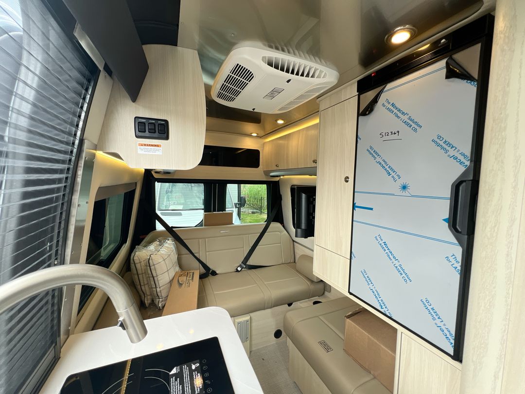 2026 Airstream 19GT Base
