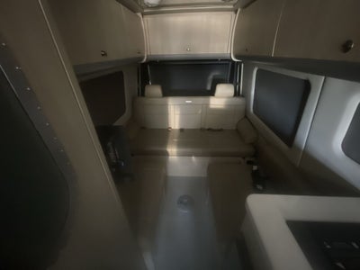 2026 Airstream 24GL 4x2 Passenger Base