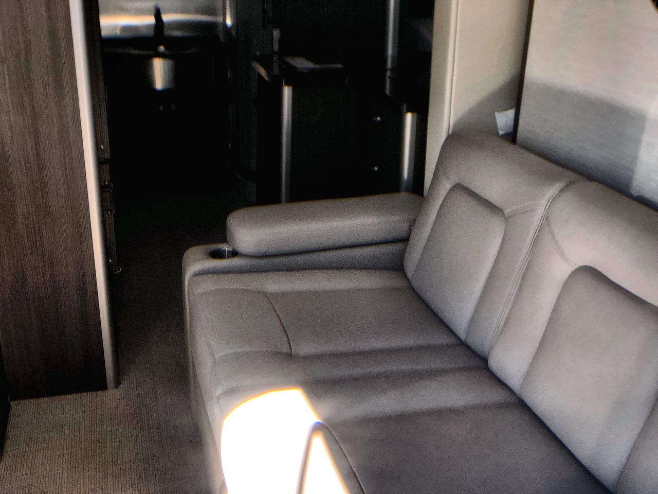 2026 Airstream Murphy Suite Base